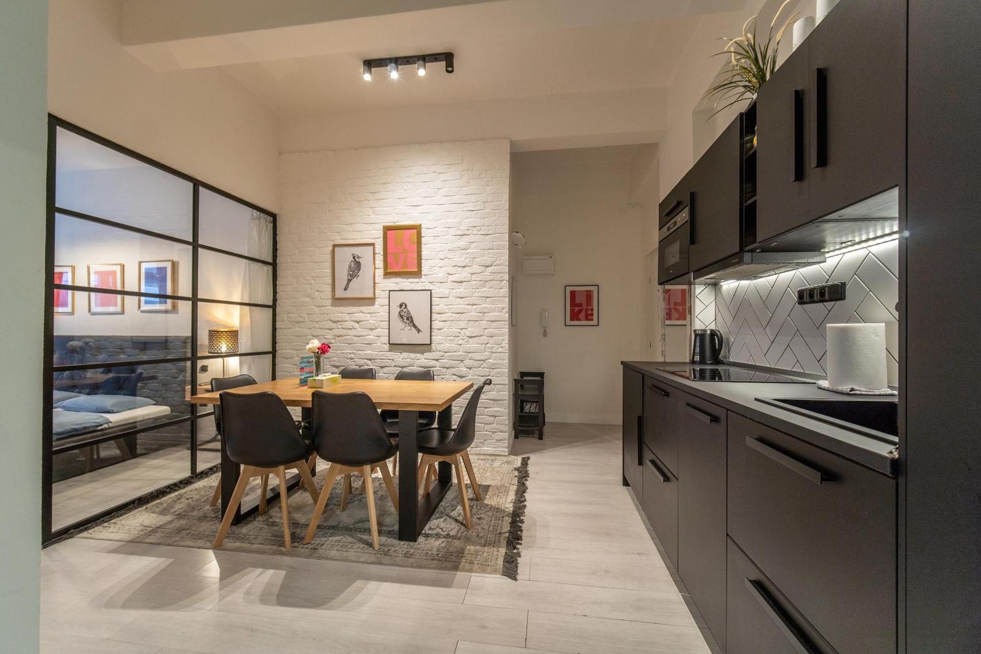 Sunny Central Apartment On Wenceslas Square By Easybnb プラハ エクステリア 写真