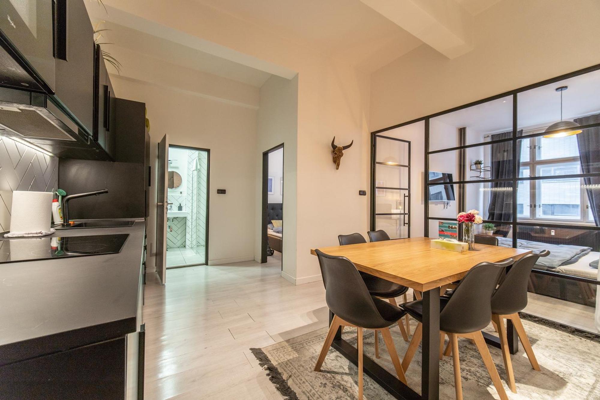 Sunny Central Apartment On Wenceslas Square By Easybnb プラハ エクステリア 写真