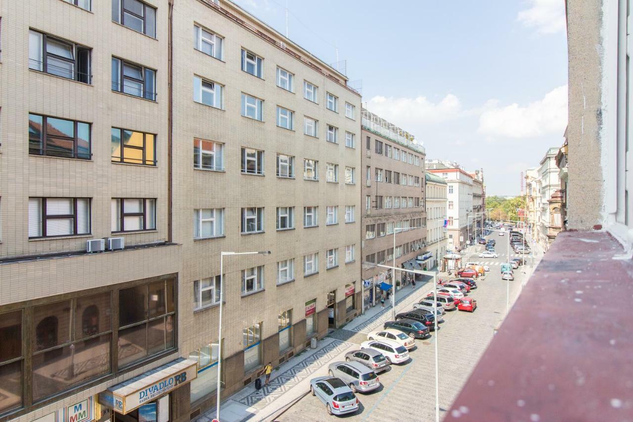 Sunny Central Apartment On Wenceslas Square By Easybnb プラハ エクステリア 写真
